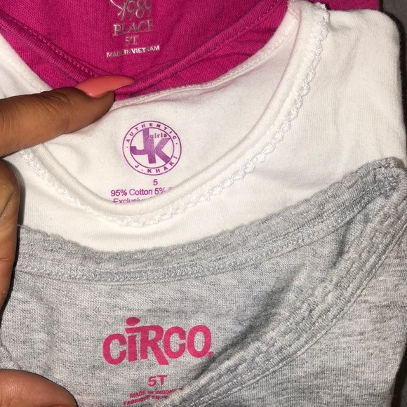 Girls Shirt Bundle Size 5 Children’s Place - Picture 6 of 6